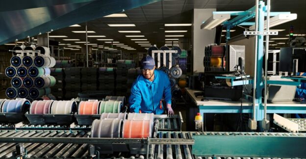 Meta Signs $6 Billion Optical Network Deal With Corning